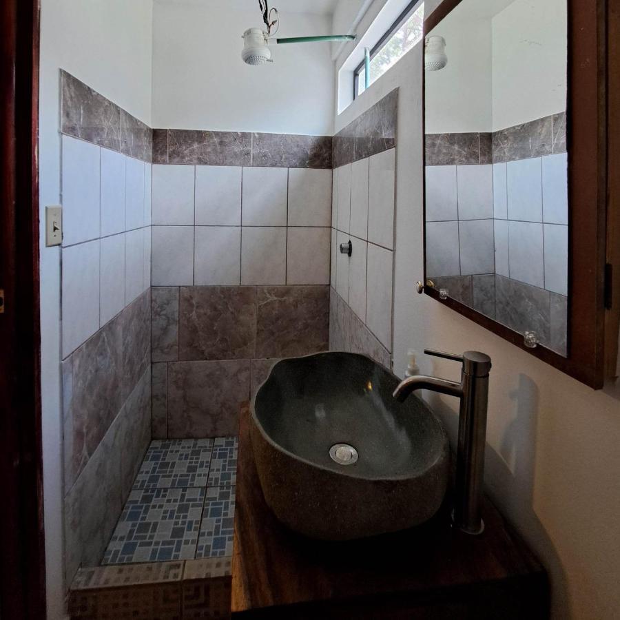 Отель Casa Fotr Loco Увита Экстерьер фото
