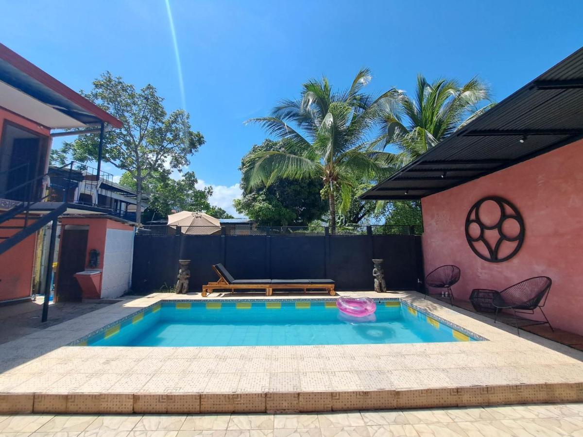 Отель Casa Fotr Loco Увита Экстерьер фото
