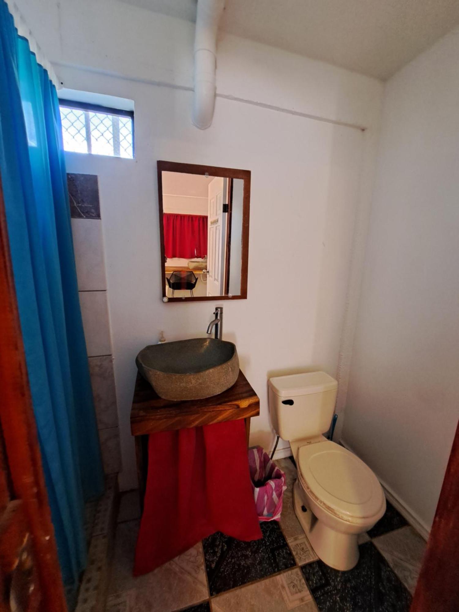 Отель Casa Fotr Loco Увита Экстерьер фото